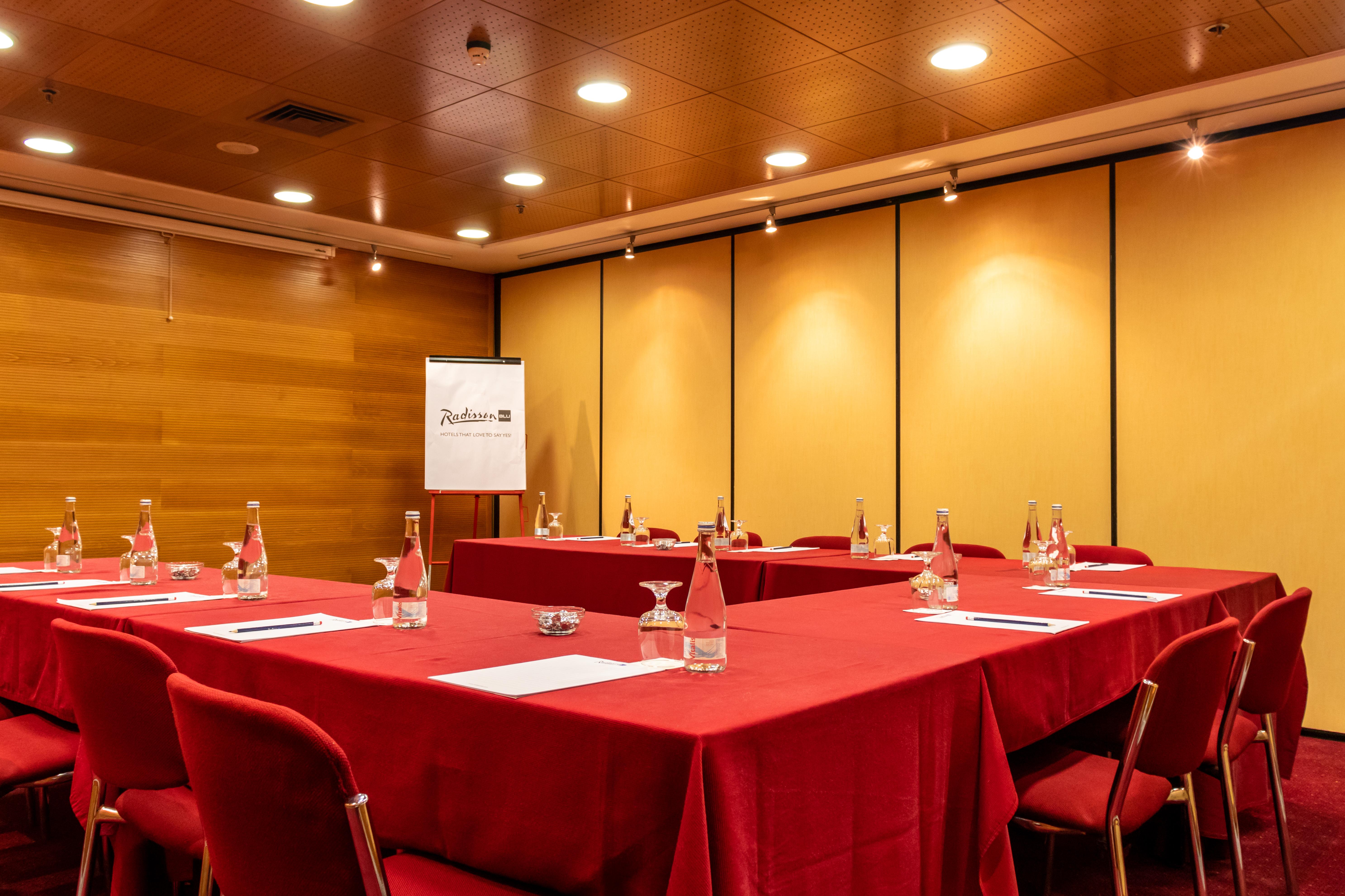 Radisson Blu 4*